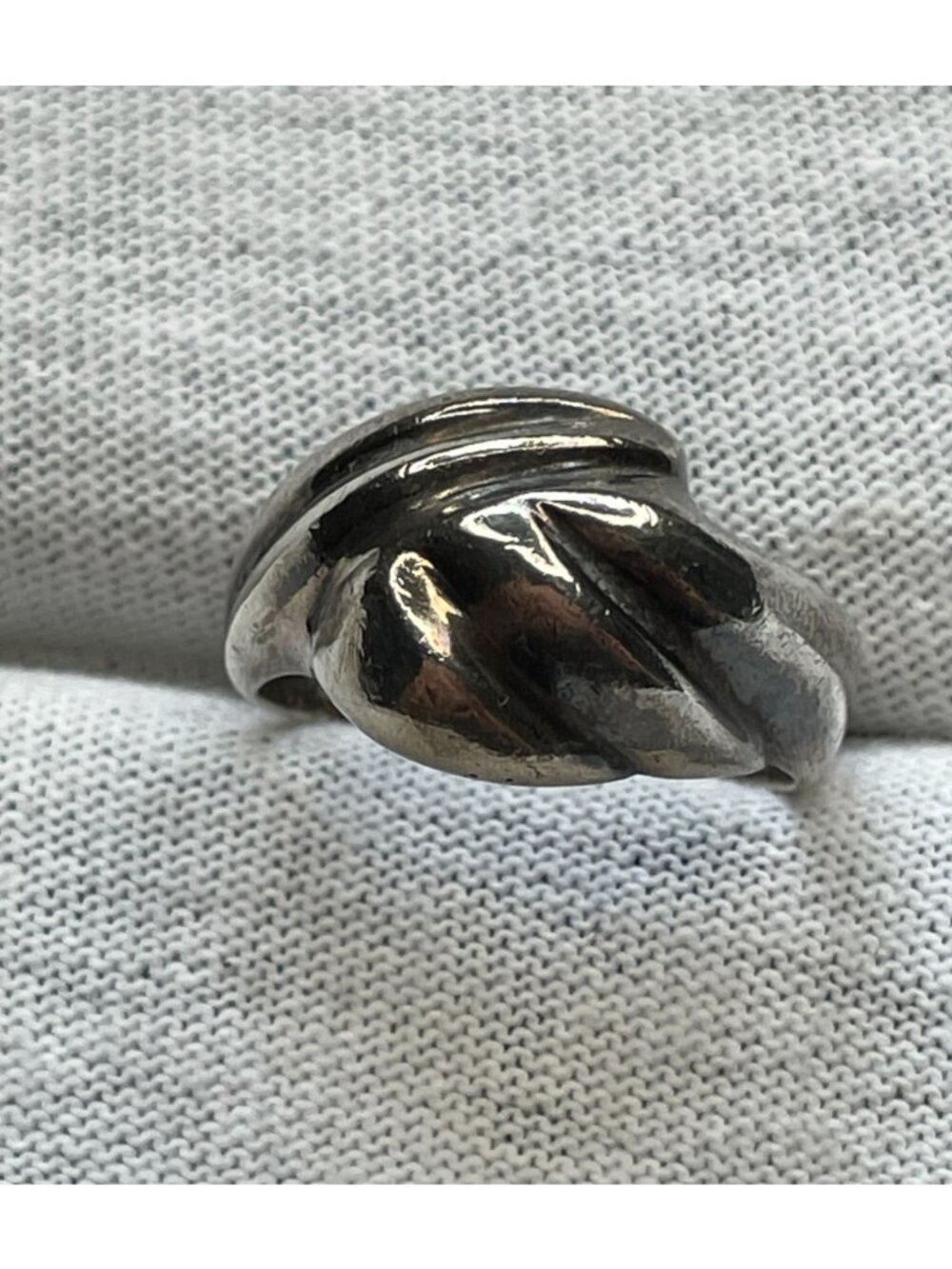 Vintage Signed SU Thailand Sterling Silver Modernist Ribbed Dome Band Ring 7.25